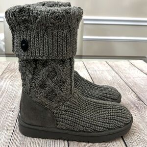 UGG Classic Cardi Cabled Knit
